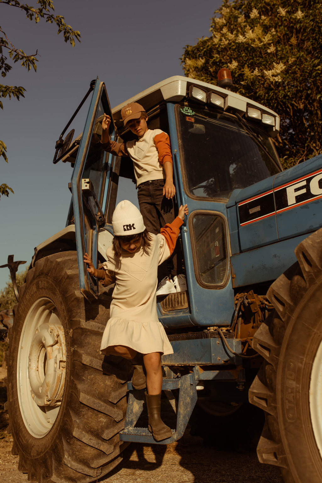 Colorblock Boys Pullover Sweatshirt